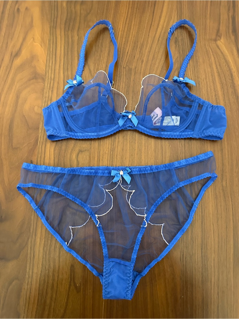 Classic Agent Provocateur ‘Lorna’ Bra & Brief Set in Blue/Peach 36A - Picture 2 of 8